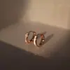 Brincos de concha minimalistas para mulheres, prata 925, design de nicho, sensação de alta qualidade, argolas redondas, novos brincos da moda estilo Ins