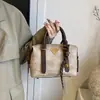 Bolsa de Mão Vintage Maillard Feminina Inverno 2024 Nova Elegante Elegante Bolsa Almofada Versátil Bolsa Transversal
