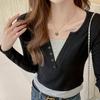 Camiseta Base de Punto de Dos Piezas Falsas con Cuello en V para Mujer de Q Factory Otoño/Invierno, Top de Manga Larga de Alta Gama Slim-Fit con Bloques de Color