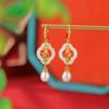 Pendientes Yuebao de plata de ley S925 chapados en oro con jade hetiano y perla de agua dulce, estilo chino, vintage, con hojas de bambú y cuentas redondas, con gancho para la oreja.