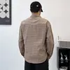 Camisa xadrez básica retrô japonesa para primavera e outono, para homens e mulheres, estilo universitário, solta, casual, com colarinho virado e padrão xadrez