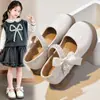 Zapatos de piel para niña, nueva colección primavera/otoño 2026, zapatos infantiles de moda, negro perla, zapatos sencillos para niña, zapatos para actuación escolar primaria