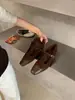 2026 Novos Sapatos Mary Jane Retrô Franceses Aumentadores de Altura para o Dia a Dia Estilo Britânico Patchwork Sapatos Femininos