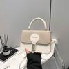 Bolsa Pequena de Ombro com Corrente Transversal Moda Coreana Tendência Luxo Leve Versátil Estilosa Verão 2026