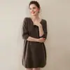 Vestido Largo Estilo Nuevo Cachemir Cuello Redondo Elegante Corte Holgado 26 Por Encima de la Rodilla Engrosado Otoño e Invierno Vestido Suéter Ropa de Punto para Mujer