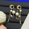 Pendientes de Marca de Lujo Europea y Americana Transfronterizos Nueva Versión de Gama Alta con Letras del Logo, Pendientes de Rombo con Forma de Trébol de Cuatro Hojas para Mujer Venta al por Mayor