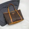 Bolsa Tote de Gran Capacidad para Mujer 2025 Nuevo Transfronterizo Bolso de Hombro Estampado Retro Estilo Coreano Portátil para Viajes Bolso de Axila para Mujer