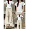 Camiseta Curta Branca com Gola U, Ombro Normal, para Estudante Mulher, Novo Design Slim-Fit de Verão 2026 com Estilo Puro e Sedutor