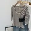 Camiseta Crecel Listrada de Manga Média para Mulheres 220g, Camisa de Verão com Ar Condicionado, Corte Justo, Valoriza a Silhueta, Mangas Três Quartos, Camiseta Levemente Transparente