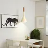Lámpara de araña pequeña de mesita de noche para dormitorio Estilo Wabi-Sabi Retro Simple Diseñador Restaurante Bar Lámpara de araña Color Nogal Negro