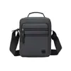 Bolsa de Ombro Única Masculina de Nylon Simples Fashionável Transversal com Múltiplos Compartimentos Impermeável para o Dia a Dia Bolsa Business Casual