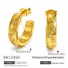 Brincos de Tarraxa Yuhui Transfronteiriços em Aço Titânio Padrão Losango Cravejados com Strass Forma de C Semicírculo Estilo Clássico Aço Inoxidável Colorfast Banhado a Ouro Real