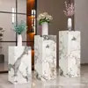 Estante de flores de pizarra para sala de estar, independiente, adecuado para hoteles y clubes, pieza de decoración de entrada con base de mármol, soporte de exhibición con columnas