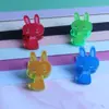 Clips de Esquina Coloridos de Acrílico con Forma de Animal de Dibujos Animados para Agendas, Papelería, Exámenes y Libros - Venta Directa del Fabricante