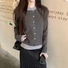 Cardigan Tricotado Feminino Design Outono e Inverno 2025 Gola Redonda Costura Duas Peças Falsa Cor Contrastante Casaco Suéter Delicado para Mulheres