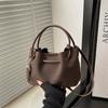 Bolsa vintage para viagem 2024 inverno nova bolsa feminina de ombro único popular este ano