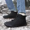 Botas de Neve Quentes com Forro de Lã, Sapatos de Algodão Impermeáveis Espessos de Inverno Estilo Casal para Exterior, Sapatos de Algodão Quentes Antiderrapantes para Homens e Mulheres