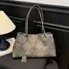 Bolsa Tote Grande de Comercio Exterior al por Mayor para Mujer, Bolso de Hombro de Moda Nuevo para Viajar y Usar a Diario, Bolso de Hombro para Mujer para Salir