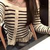 Camiseta de Cuello Redondo Estilo Chanel para Mujer Otoño e Invierno Nueva Transfronteriza Diseño Rayado con Botones Sentido Ajustada Adelgazante Manga Larga