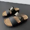 2026 Chanclas de Corcho para Verano Bloque de Color Tira Única Planas Casuales para Mujer Venta al por Mayor de Comercio Exterior