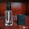 Nuevo Producto Botella Cuadrada de Vidrio Altamente Permeable Botella Transparente para Solución de Base Botella con Gotero para Aceite Esencial Subempaque Esencia Protector Solar