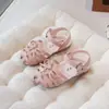 Sandalias Infantiles, Nuevo Estilo de Verano, Suela Suave, Versátiles, Zapatos Elegantes, Estilo Bosque, Puntera Cerrada, Moño Tejido, Sandalias para Niñas