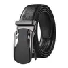 Cinto Masculino para Negócios e Uso Diário com Fivela Automática de Metal, Borda com Padrão Lichia em PVC, Cinto Resistente ao Desgaste, Atacado do Fabricante Original