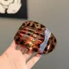 Presilha de Cabelo Estampa de Leopardo Retro Moda Coreana, Pente Elegante para Penteados Updo na Parte de Trás da Cabeça, Alto Valor Estético, Não Danifica o Cabelo, Presilha Versátil
