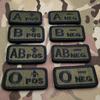 Insignia de Velcro Bordada Tipo A, Tipo B, Tipo Ab, Tipo O + Insignia Táctica de Tipo de Sangre Pos-Neg Insignia de Tipo de Sangre Completamente Bordada