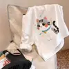 Camiseta de manga larga para niños, unisex, para niños y niñas, nuevo estilo 2026, top simple y versátil, adecuada para usar en primavera y otoño