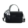 Comercio Exterior 2026 Bolsos de Estilo Nuevo para Mujer, Retro Elegante, Bolso de Hombro Versátil, Clásico de Moda, Bolso Cruzado Estilo Occidental para Mujer