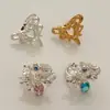 Diseño de Nicho Metalizado Mate Dorado Corazón Hueco Dulce Fresco Anillo Floral Vintage Microincrustado Circonita de Colores Anillo Apilable para Mujeres