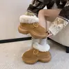 Sapatos de algodão com salto e antiderrapantes para mulheres, sapatos de pelo com abertura no tornozelo quentinha, sapatos de confinamento, para usar em casa, sola grossa, forrados com fleece, para pessoas baixinhas, pelúcia, inverno