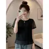Design estilo francês, camiseta leve de manga curta para mulheres, novo modelo verão 2026, plus size, corte solto, emagrecedor e que valoriza a silhueta.