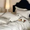 Juego de ropa de cama de cuatro piezas de algodón de fibra larga de alto recuento, juego de tres piezas bordado de satén sedoso de algodón puro, sábana y sábana ajustable nuevas