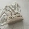 Bolso de Hombro Nuevo para Mujer Estilo Coreano de Nicho Alta Apariencia 2026 Bolso de Axila Bolso Simple Casual Retro Elegante de Verano
