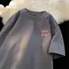 Camiseta de Manga Curta com Estampa de Letras para Homens no Verão, Solta e Respirável, Manga Meia-Manga, Marca de Moda Americana, Camiseta Top Anti-Amassar e que Mantém a Forma