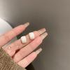 Brincos de liga feminina barraca de mercado noturno temperamento brincos de pérola artificial 2 yuan explosões da moda da internet fornecimento de barraca atacado
