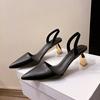 Sapatos de Salto Bloco Únicos para Mulheres, Novos Sandálios Abertos no Calcanhar Estilo Fada Primavera/Verão 2026 para Mulheres, Adequados para Combinar com Vestidos, Bico Fino Alto