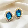 Brincos Ovais de Cristal e Pérola Retrô, Elegantes, Requintados, Modernos, Brincos Emagrecedores, Luxo Leve, Brincos de Alta Qualidade no Atacado