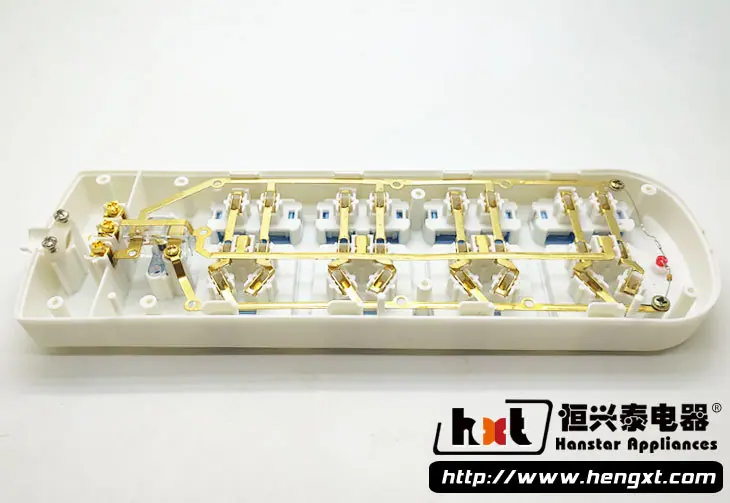 恆興泰141带开关安全门28孔插座 无线2米3米5米8米2500W连铜片