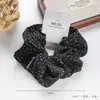 Scrunchie de Leopardo Doce e Moderno com Toque de Luxo, Elástico de Tecido Grande para Cabelo, Prendedor Elástico para Rabo de Cavalo