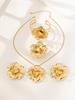 Aretes Europeos y Americanos Exagerados Elegantes Transfronterizos Aretes de Flores Súper Tridimensionales Metal de Alta Gama Aretes ZR Joyería de Qingdao