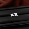 Pendientes de Estrella con Textura de Aguja Plateada Pendientes Simples de Moda Ins Pendientes Elegantes de Gama Alta Pendientes Versátiles Elegantes Venta al por Mayor Mujeres