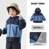Jaqueta Impermeável Europeia para Meninos Roupas Infantis para Exterior Novo Estilo 2026 Primavera e Outono para Crianças Bebês Top Tendência