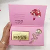 Buquê de Rosas Romântico Dourado, Notas de Dinheiro Douradas, Envelopes Vermelhos, Presentes Estilo Shuibei para o Dia das Mães, Pequenos Brindes Promocionais