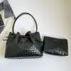 Bolso de hombro individual de gran capacidad retro de moda europea y americana para mujer, nuevo y moderno bolso de hombro tipo tote de color liso 2026