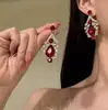 Colar com Pingente Vermelho Sangue de Pombo Estilo Palácio Retrô para Mulheres, Acessórios de Noite de Luxo Leve, Corrente de Pescoço para Vestido de Noiva, Corrente para Clavícula