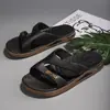 Nuevo Estilo Sandalias Casuales de Moda Coreana para Hombre para Exterior Suela Suave Pantuflas de Playa Venta al por Mayor