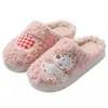 Lindas pantuflas de algodón con diseño de cachorro para mujer en invierno, cálidas de dibujos animados antideslizantes para interior, pantuflas de felpa para pareja para exteriores para hombre en invierno